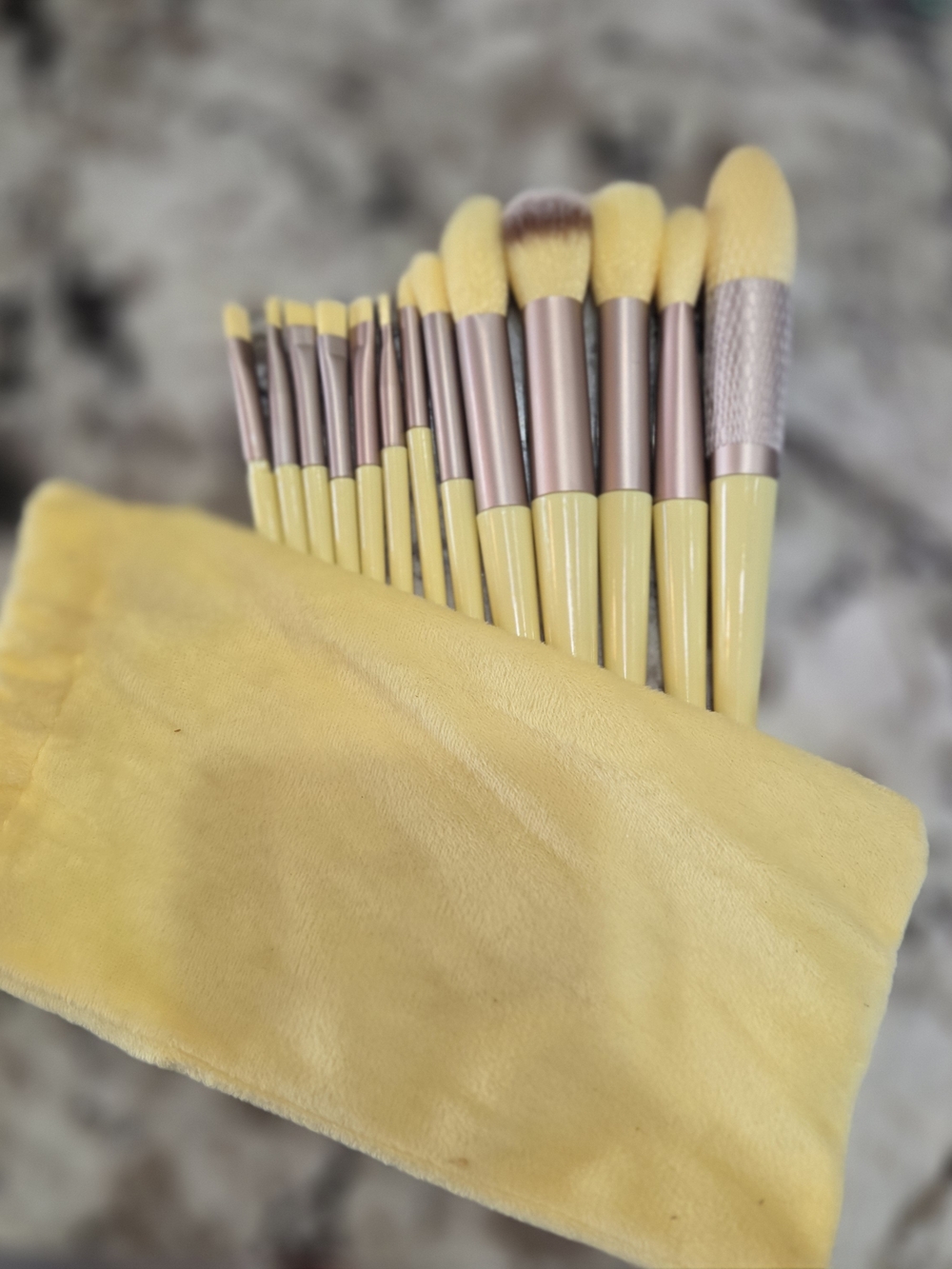 15 Piece Yellow Makeup Brush Set with Pouch